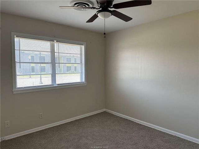 4005 College Main Street, Bryan, TX 77801