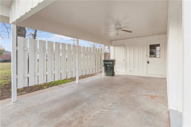 4005 College Main Street, Bryan, TX 77801