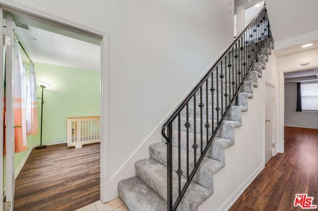 10924 Bloomfield Street 7, Los Angeles, CA 91602
