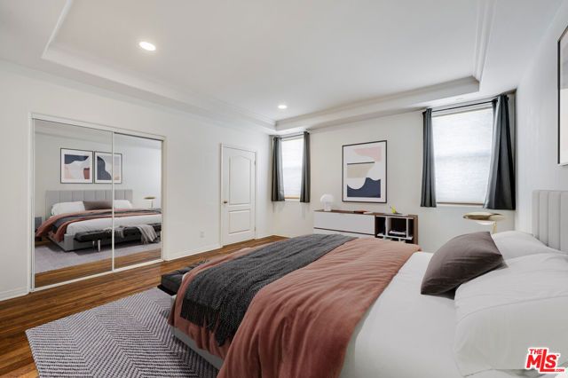 10924 Bloomfield Street 7, Los Angeles, CA 91602