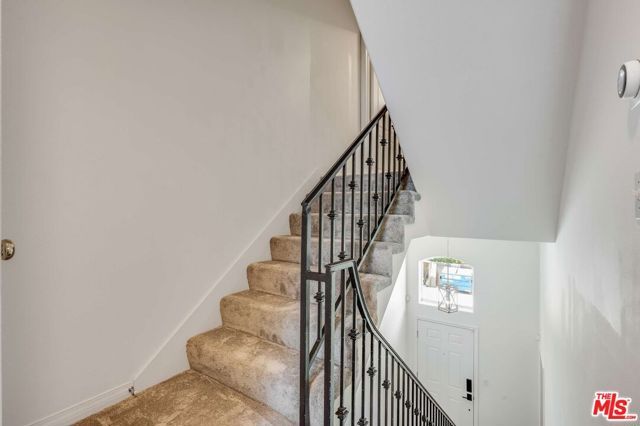10924 Bloomfield Street 7, Los Angeles, CA 91602