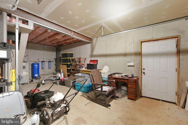 52 GOOD RD, New Providence, PA 17560