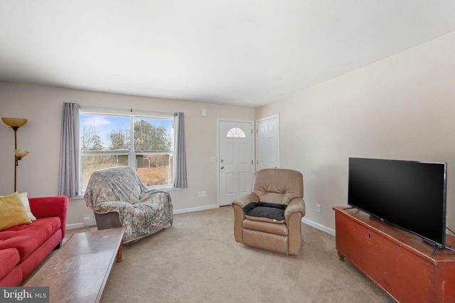 52 GOOD RD, New Providence, PA 17560