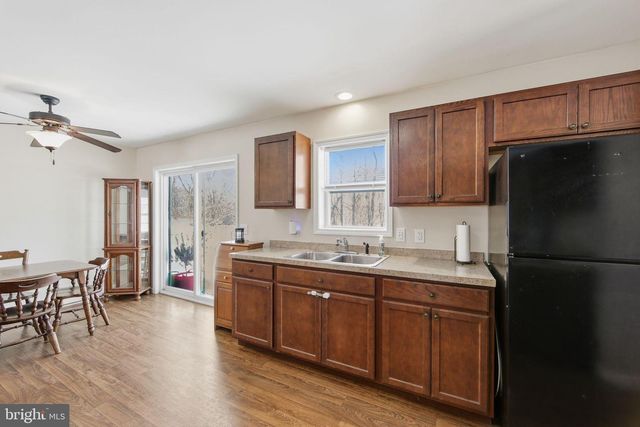 52 GOOD RD, New Providence, PA 17560