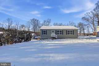 52 GOOD RD, New Providence, PA 17560