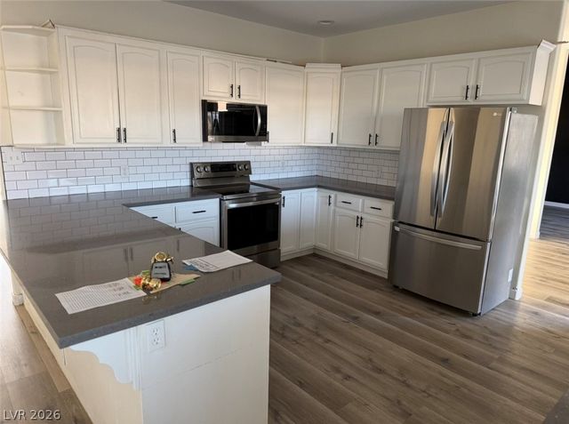 2770 Sagebrush Avenue, Pahrump, NV 89048