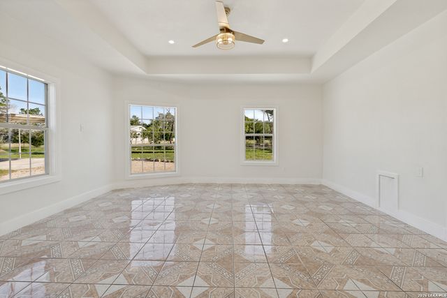 72 JANA LN, Spring Branch, TX 78070