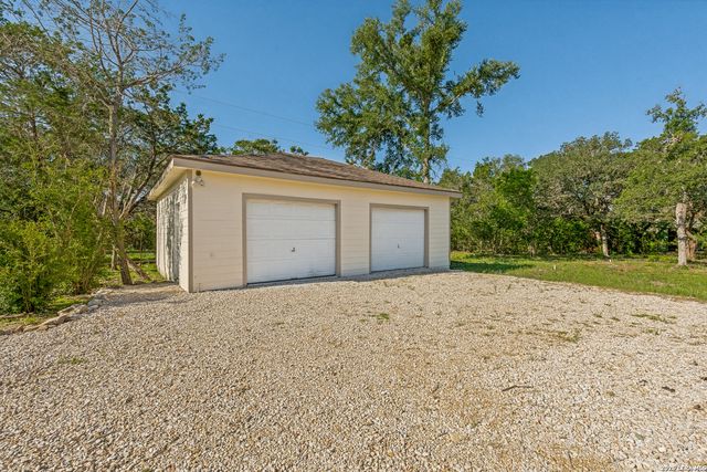 72 JANA LN, Spring Branch, TX 78070