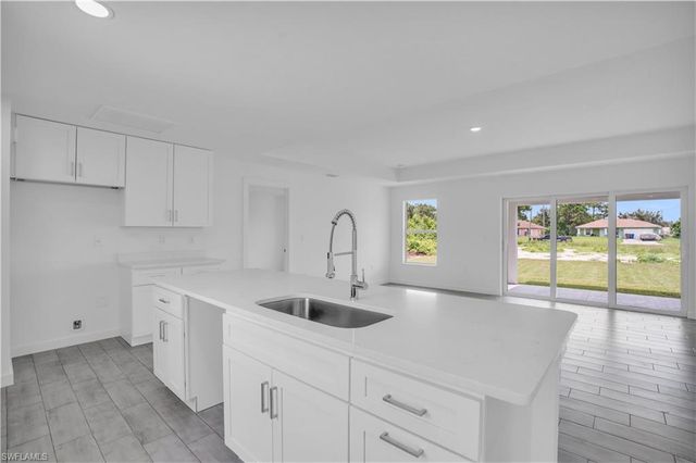 3315 7th ST SW, Lehigh Acres, FL 33976