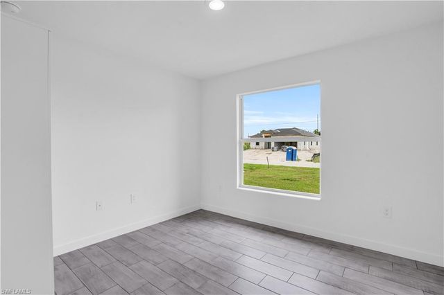 3315 7th ST SW, Lehigh Acres, FL 33976