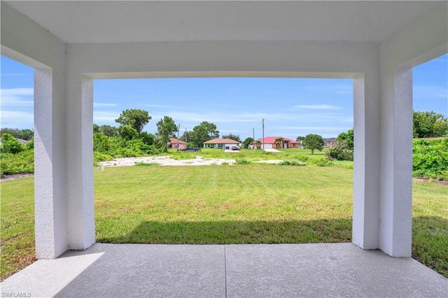 3315 7th ST SW, Lehigh Acres, FL 33976