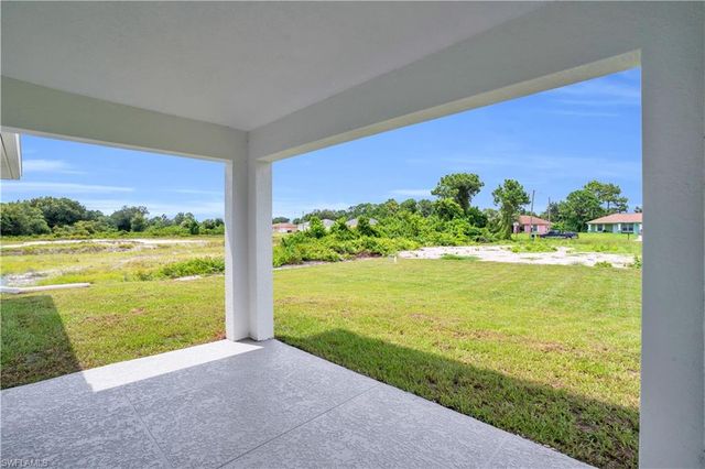 3315 7th ST SW, Lehigh Acres, FL 33976