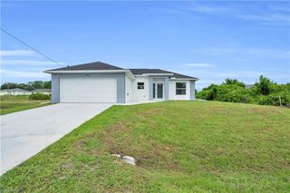3315 7th ST SW, Lehigh Acres, FL 33976