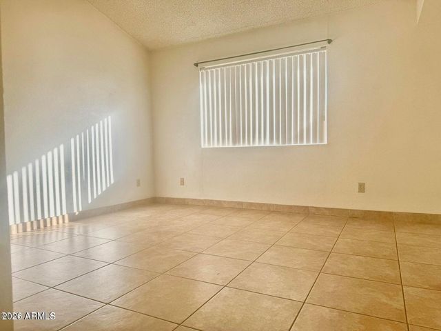 1825 E SANDRA Terrace, Phoenix, AZ 85022