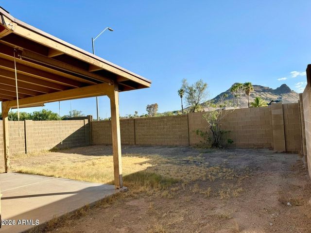 1825 E SANDRA Terrace, Phoenix, AZ 85022