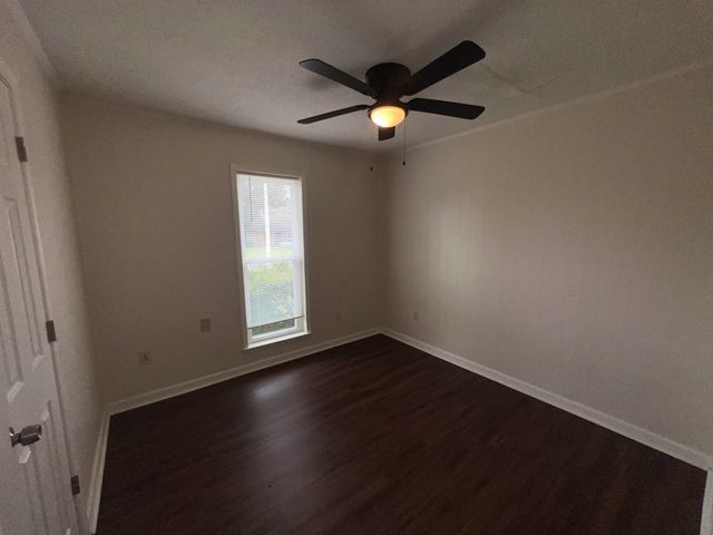 580 BLACKHAWK RD, Memphis, TN 38109