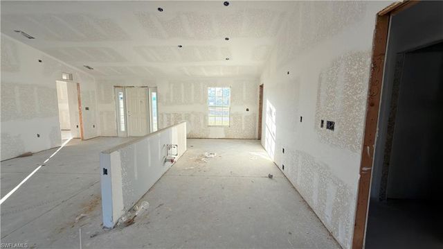 3449 NE 8th PL, Cape Coral, FL 33909