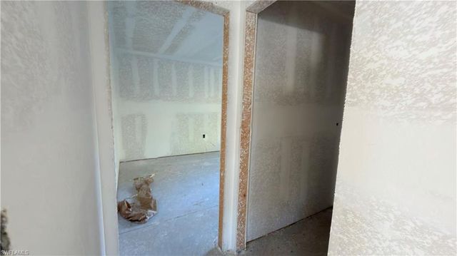 3449 NE 8th PL, Cape Coral, FL 33909