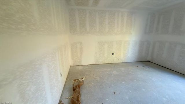 3449 NE 8th PL, Cape Coral, FL 33909