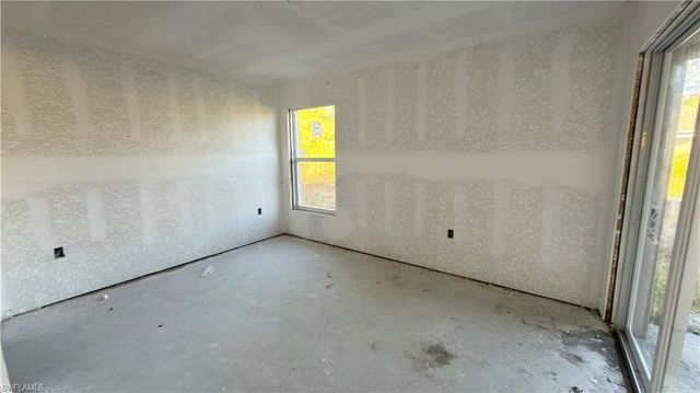 3449 NE 8th PL, Cape Coral, FL 33909