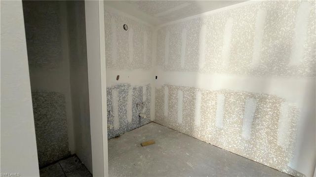 3449 NE 8th PL, Cape Coral, FL 33909