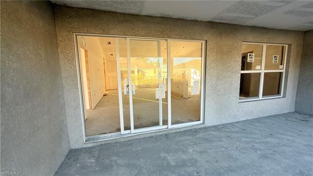 3449 NE 8th PL, Cape Coral, FL 33909