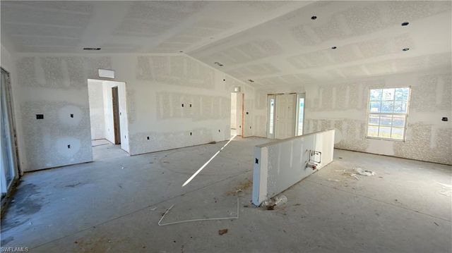 3449 NE 8th PL, Cape Coral, FL 33909