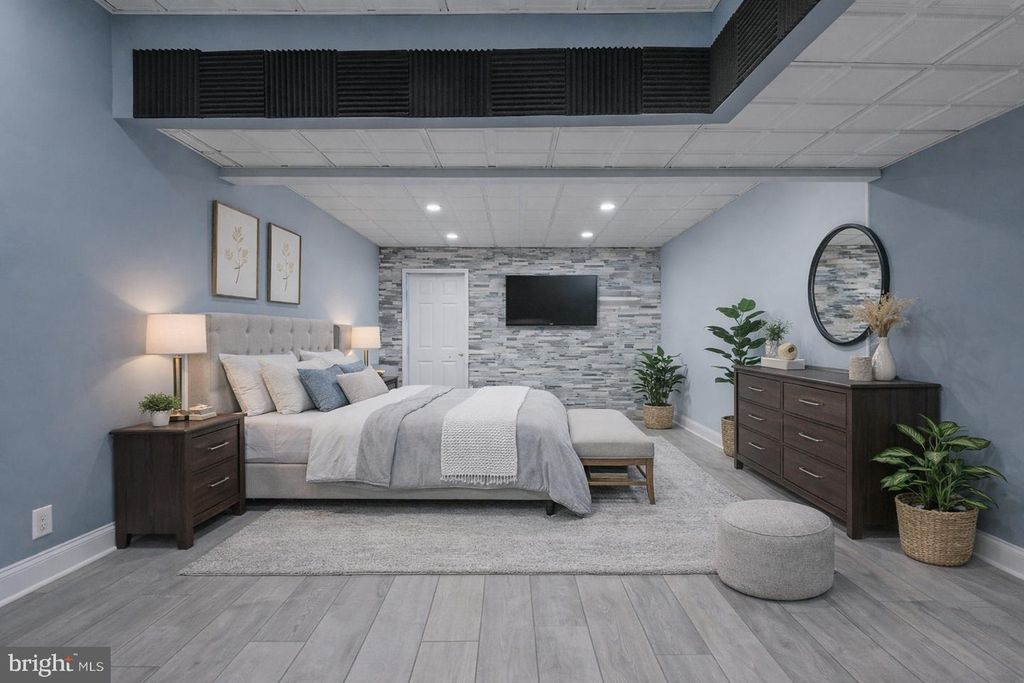 Image 36 of property listing at 3739 ELM AVE, Baltimore, MD 21211