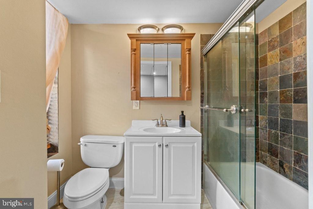 Image 42 of property listing at 3739 ELM AVE, Baltimore, MD 21211