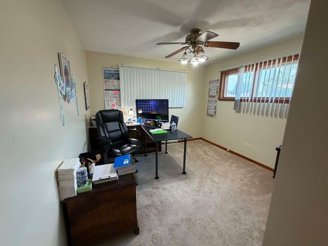 2444 Linden Avenue, Waukegan, IL 60087