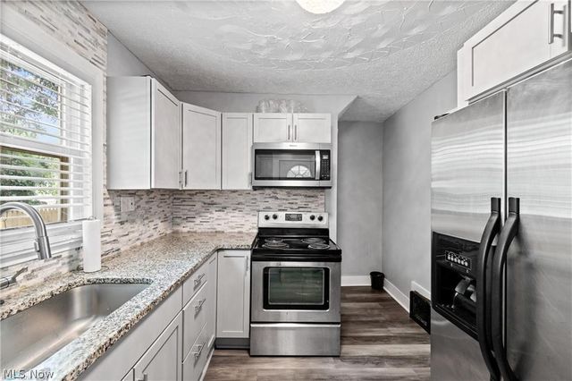 444 Evers Street, Akron, OH 44310