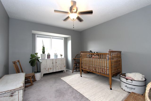 212 N Westchester Drive, Columbia City, IN 46725