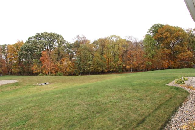 212 N Westchester Drive, Columbia City, IN 46725