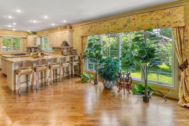 919 N Shore Drive, Detroit Lakes, MN 56501