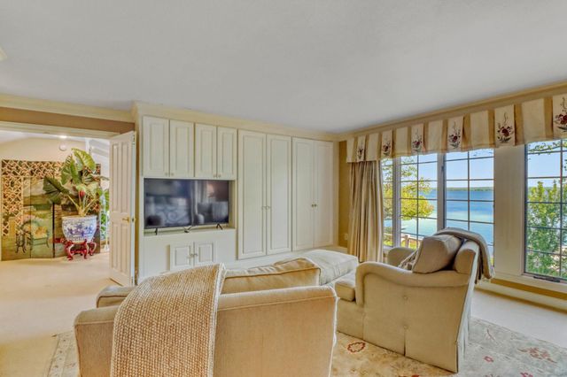 919 N Shore Drive, Detroit Lakes, MN 56501