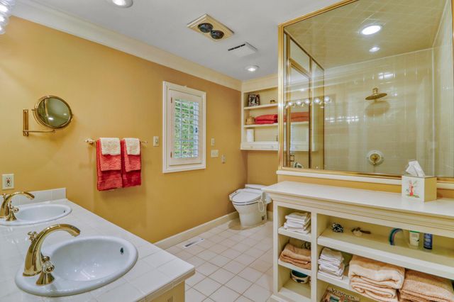 919 N Shore Drive, Detroit Lakes, MN 56501