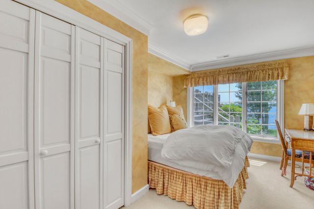 919 N Shore Drive, Detroit Lakes, MN 56501