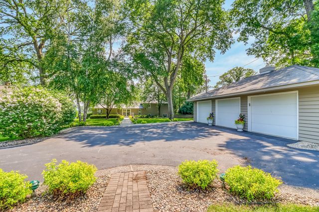 919 N Shore Drive, Detroit Lakes, MN 56501