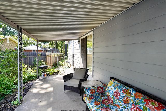 2410 Rossiter Place, Lansing, MI 48911