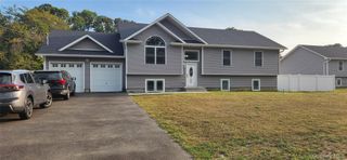 464 Granny Road, Medford, NY 11763
