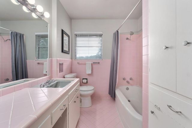 2805 Hatley DR, Austin, TX 78746