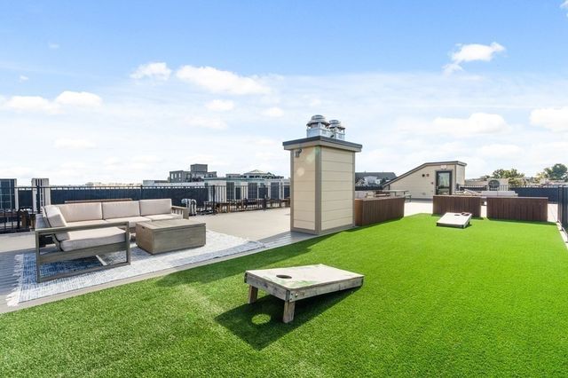 457 W Broadway 301, Boston, MA 02127