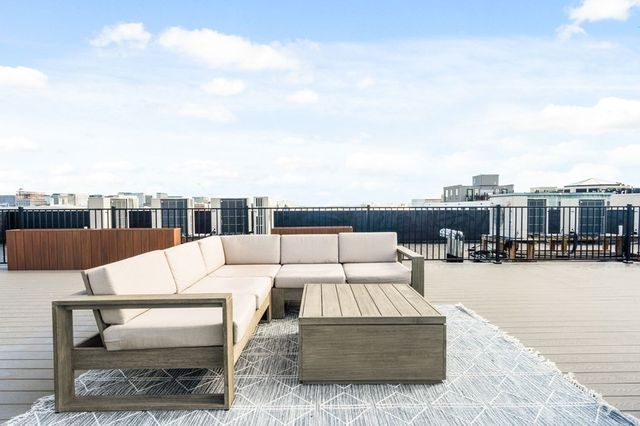 457 W Broadway 301, Boston, MA 02127