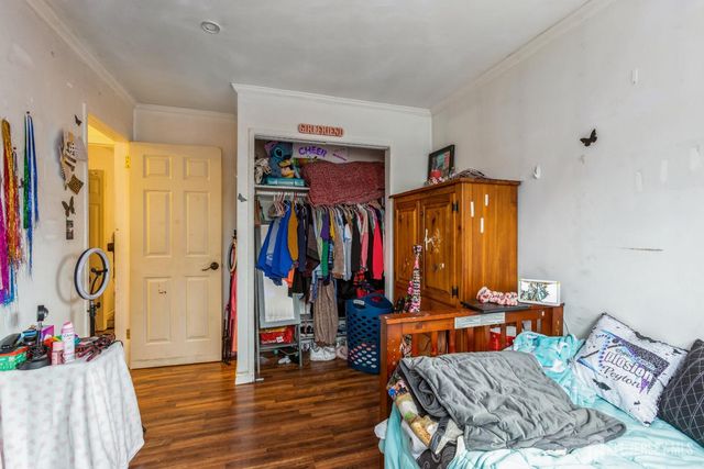 332 ernston Road, Parlin, NJ 08859