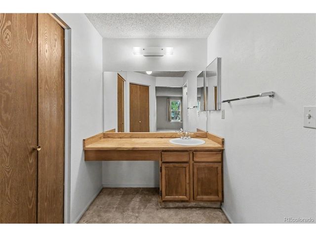 5565 W 76th Ave 1214, Arvada, CO 80003