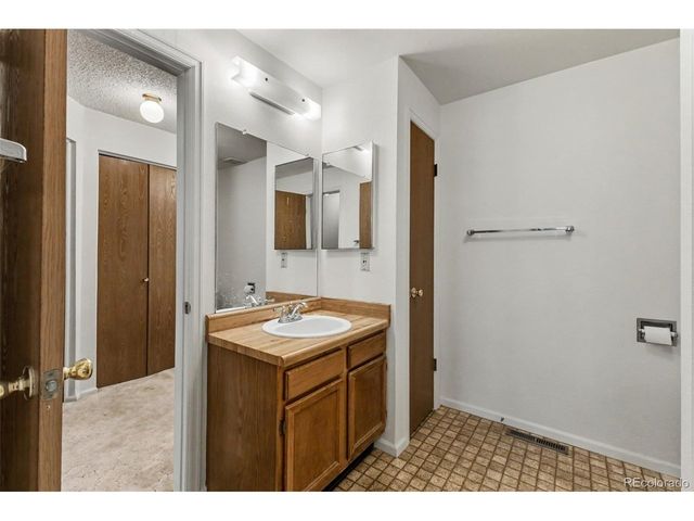 5565 W 76th Ave 1214, Arvada, CO 80003