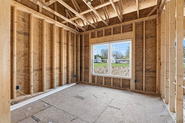 109 Brantford, Geddes, NY 13209