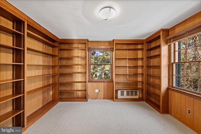 4238 50TH ST NW, Washington, DC 20016