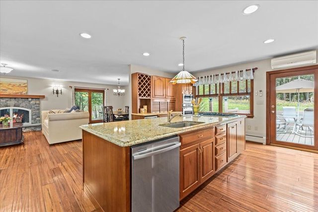 62 Winterbird Road, Stowe, VT 05672