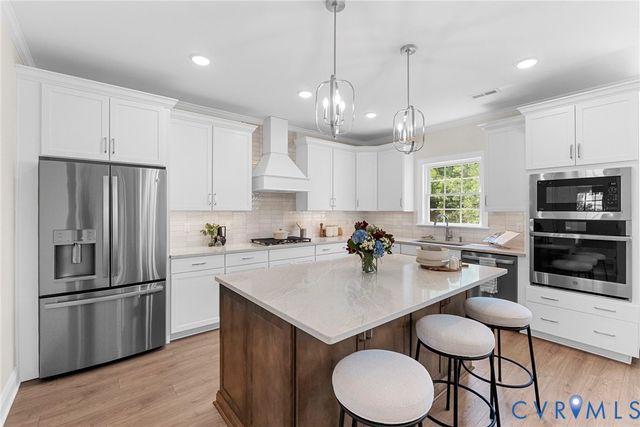 10005 Potters Wheel Way, Goochland, VA 23238